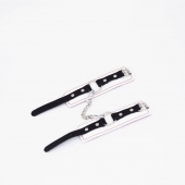 Бело-красные кожаные наручники - Crazy Handmade - купить с доставкой в Химках