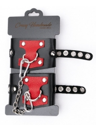 Черные наручники с красным декором и заклепками - Crazy Handmade - купить с доставкой в Химках