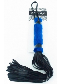 Нежная плеть с синим мехом BDSM Light - 43 см. - БДСМ Арсенал - купить с доставкой в Химках