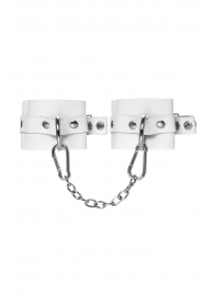 Белые мягкие кожаные наручники с люверсами - Pecado - купить с доставкой в Химках