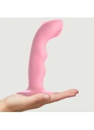 Розовая насадка-стимулятор Strap-On-Me Tapping Dildo Wave - Strap-on-me - купить с доставкой в Химках