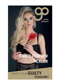 Пластиковая метелочка с красными пёрышками Small Feather Tickler - 32 см. - Blush Novelties - купить с доставкой в Химках
