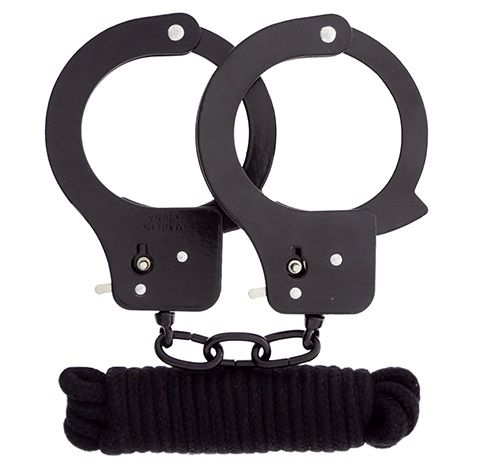 Чёрные наручники из листового металла в комплекте с веревкой BONDX METAL CUFFS LOVE ROPE SET - Dream Toys - купить с доставкой в Химках
